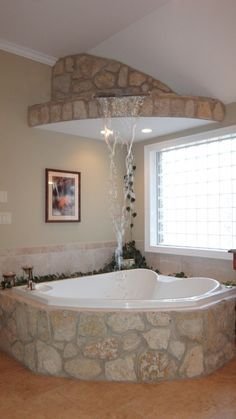 Simple Decorating Ideas for Bathrooms of All Sizes