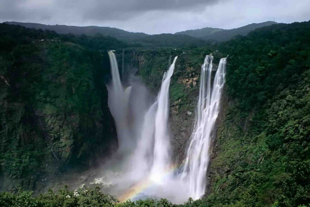 10 Must To Visit Waterfalls In Karnataka