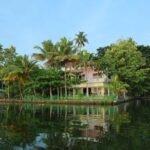 13 Cheapest Place to Stay in Alleppey